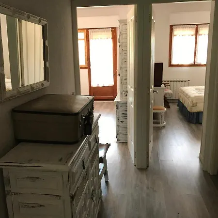 Triana Rio * Arenas de San Pedro